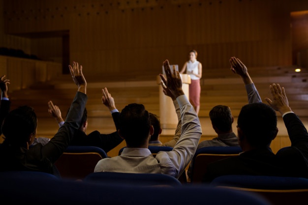 Familia Habilidades personales y sociales<br><strong>Como hablar en público</strong>